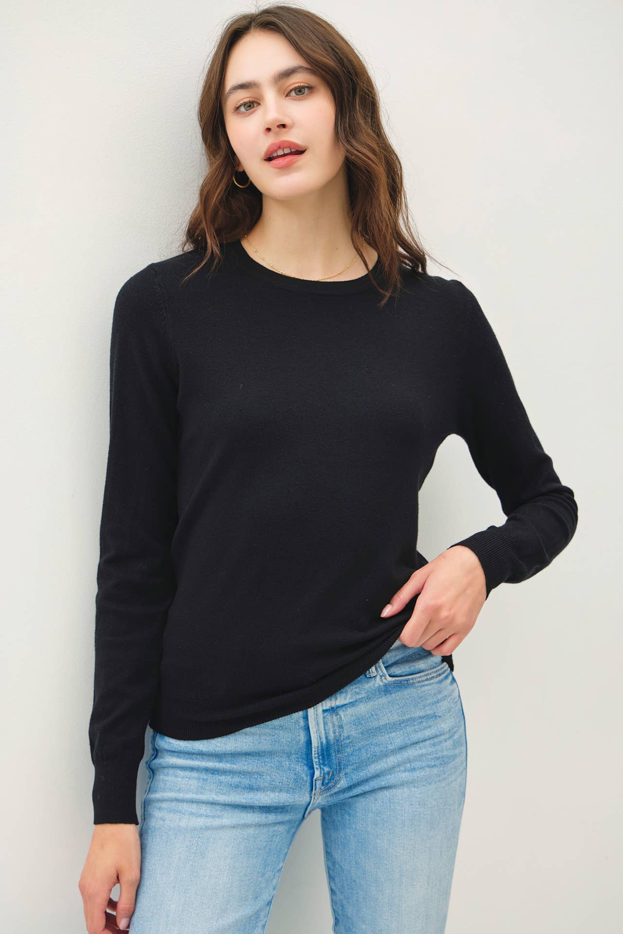 Soft Basic Crew Neck Sweater || Black