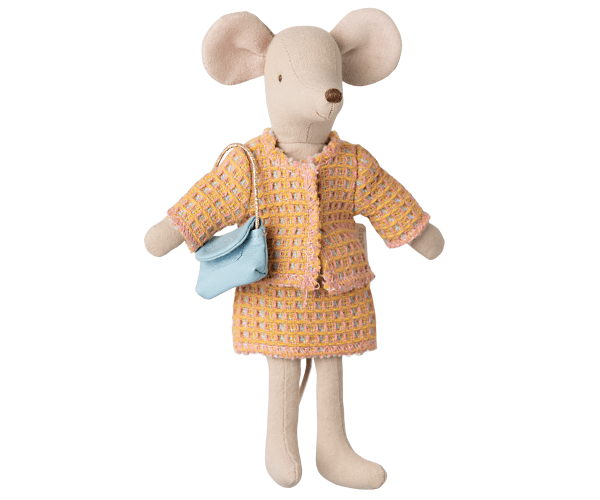 Suit, Mum mouse