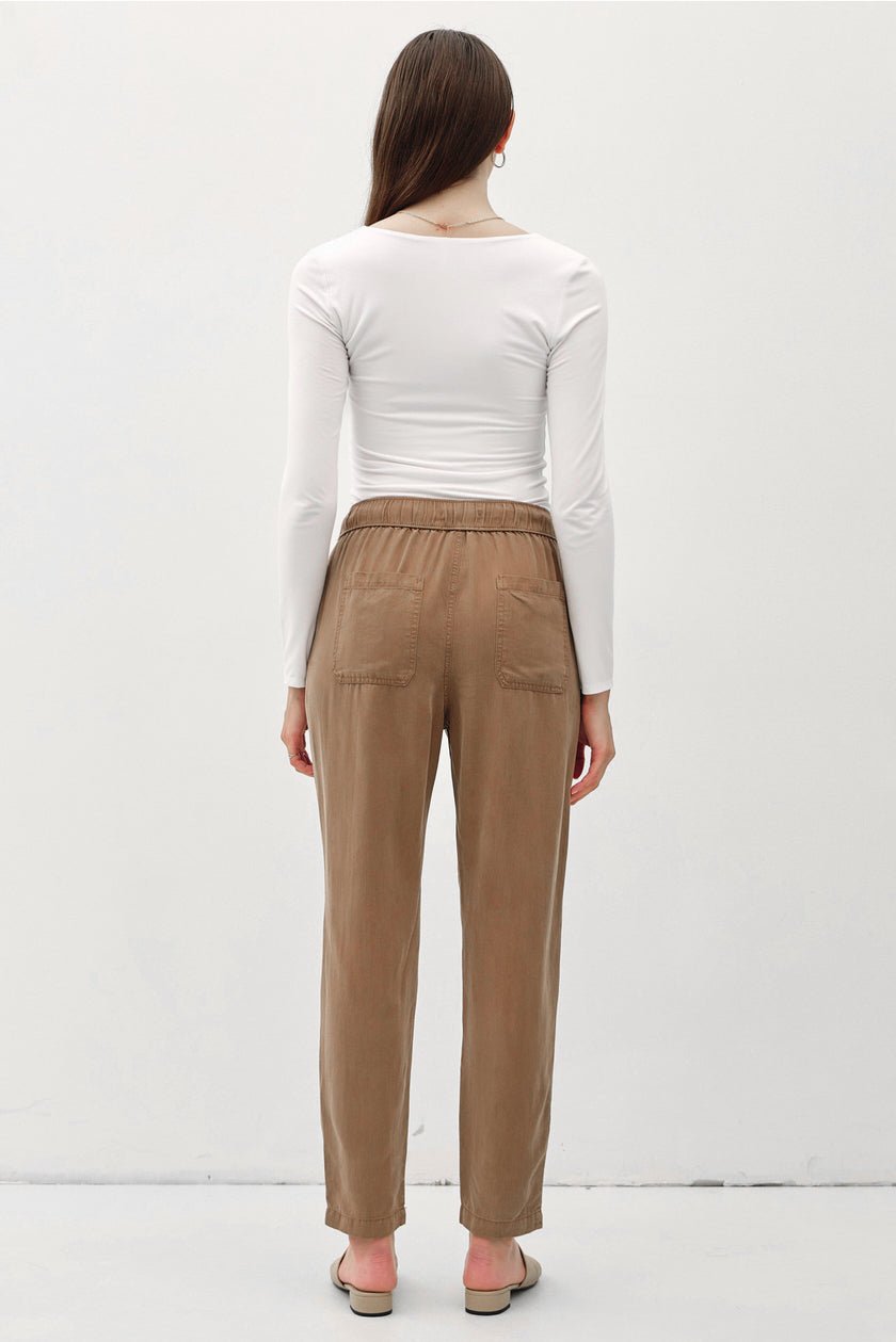 Tencel Tapered Pants || Chestnut