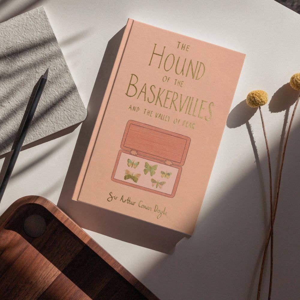 The Hound of the Baskervilles and the Valley of Fear (Wordsworth Collector's Edition)
