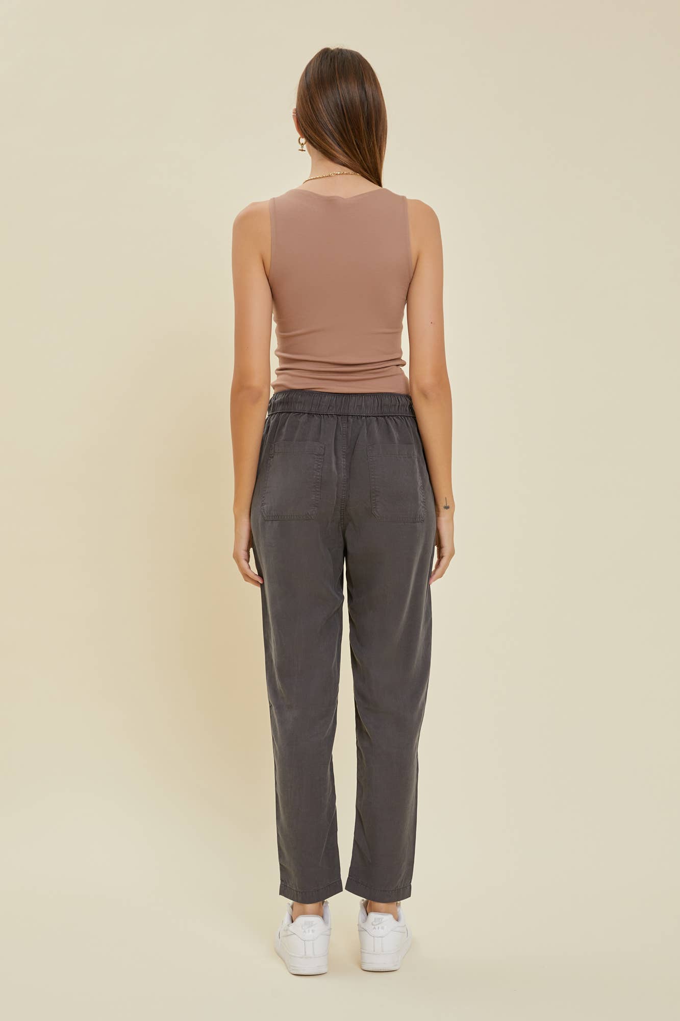 THE LARA PANT | CHARCOAL