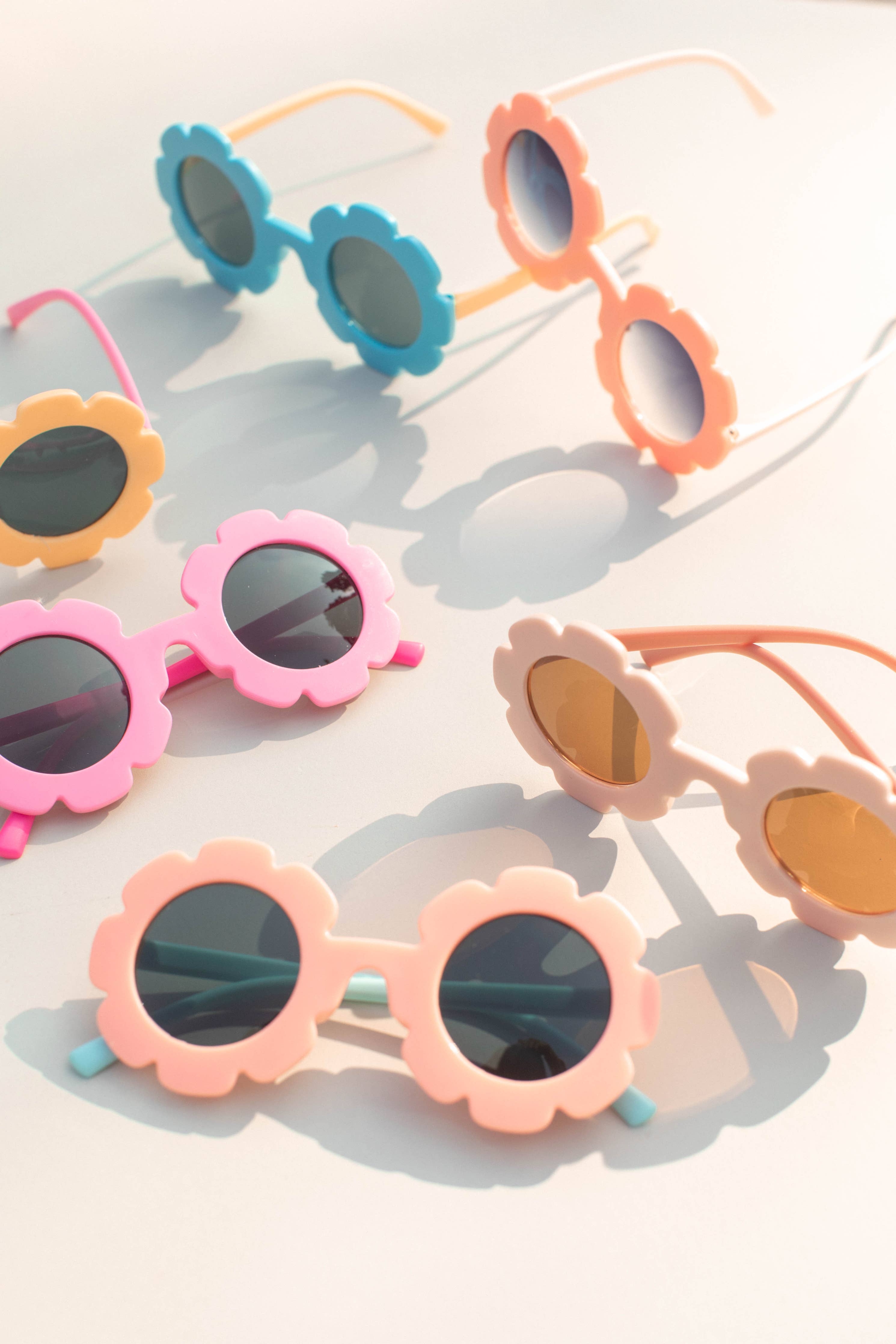 Two-tone Flower Sunglasses