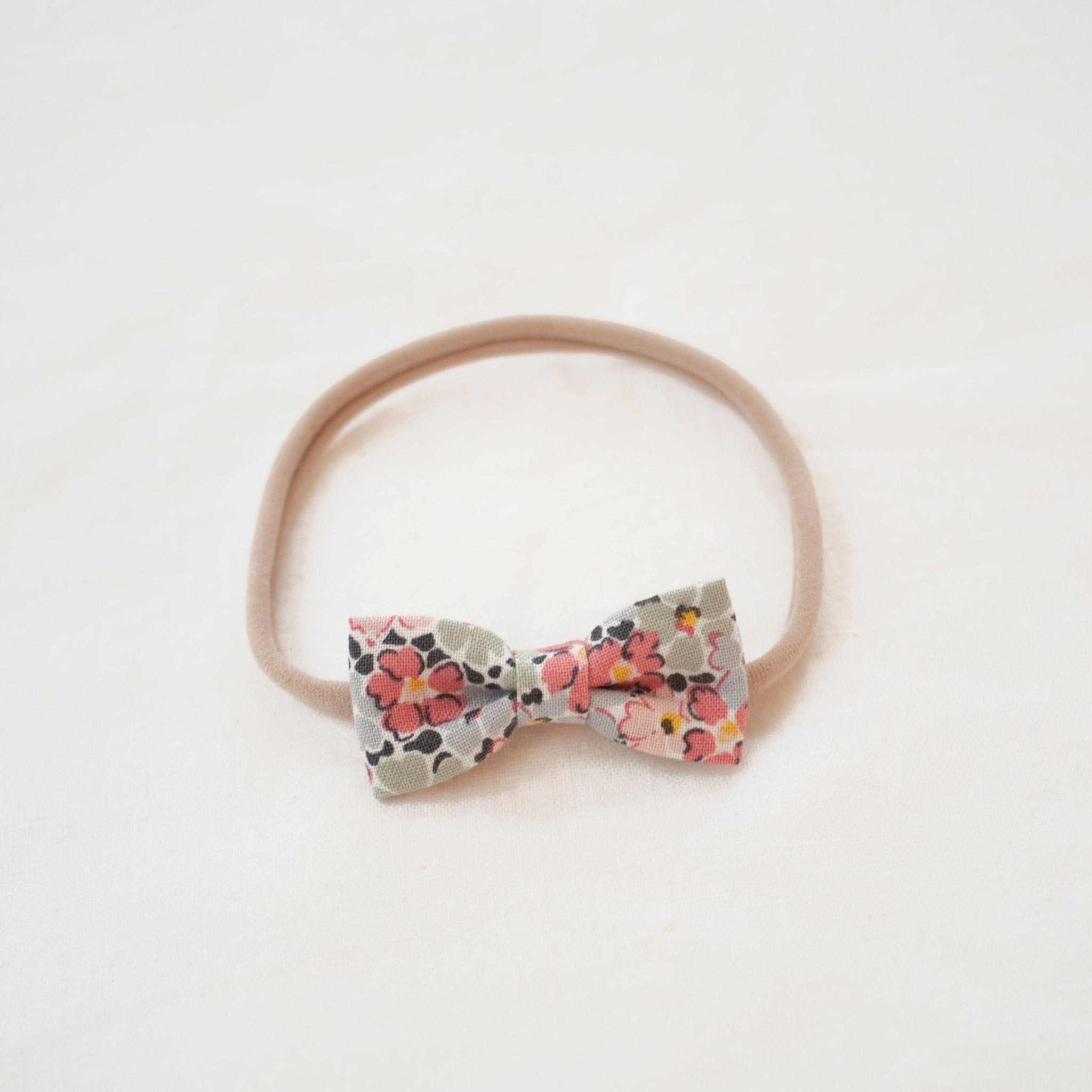 Cosmo | Mini Bow