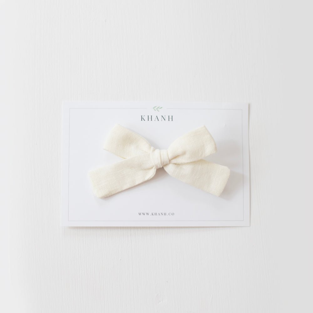 Ivory | Medium Hand Tied Bow