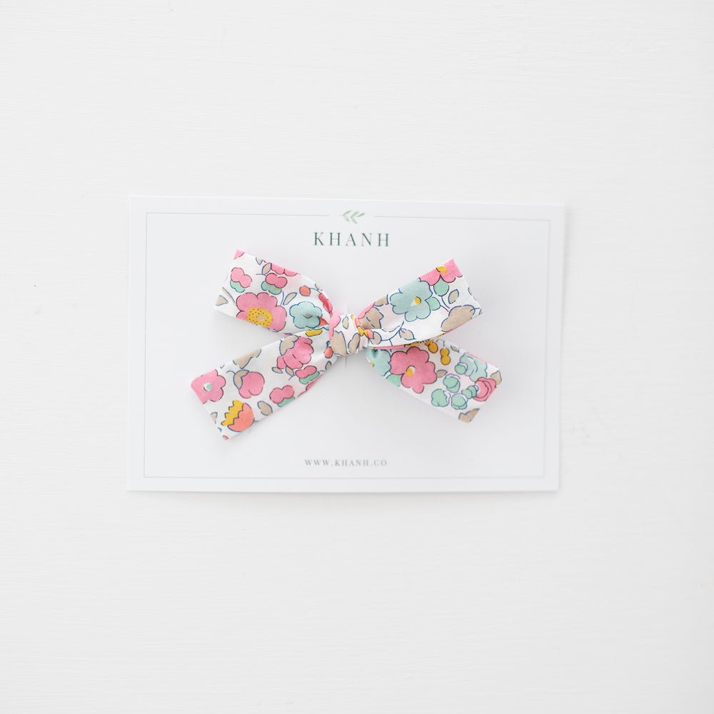 Jodie | Medium Hand - Tied Bow