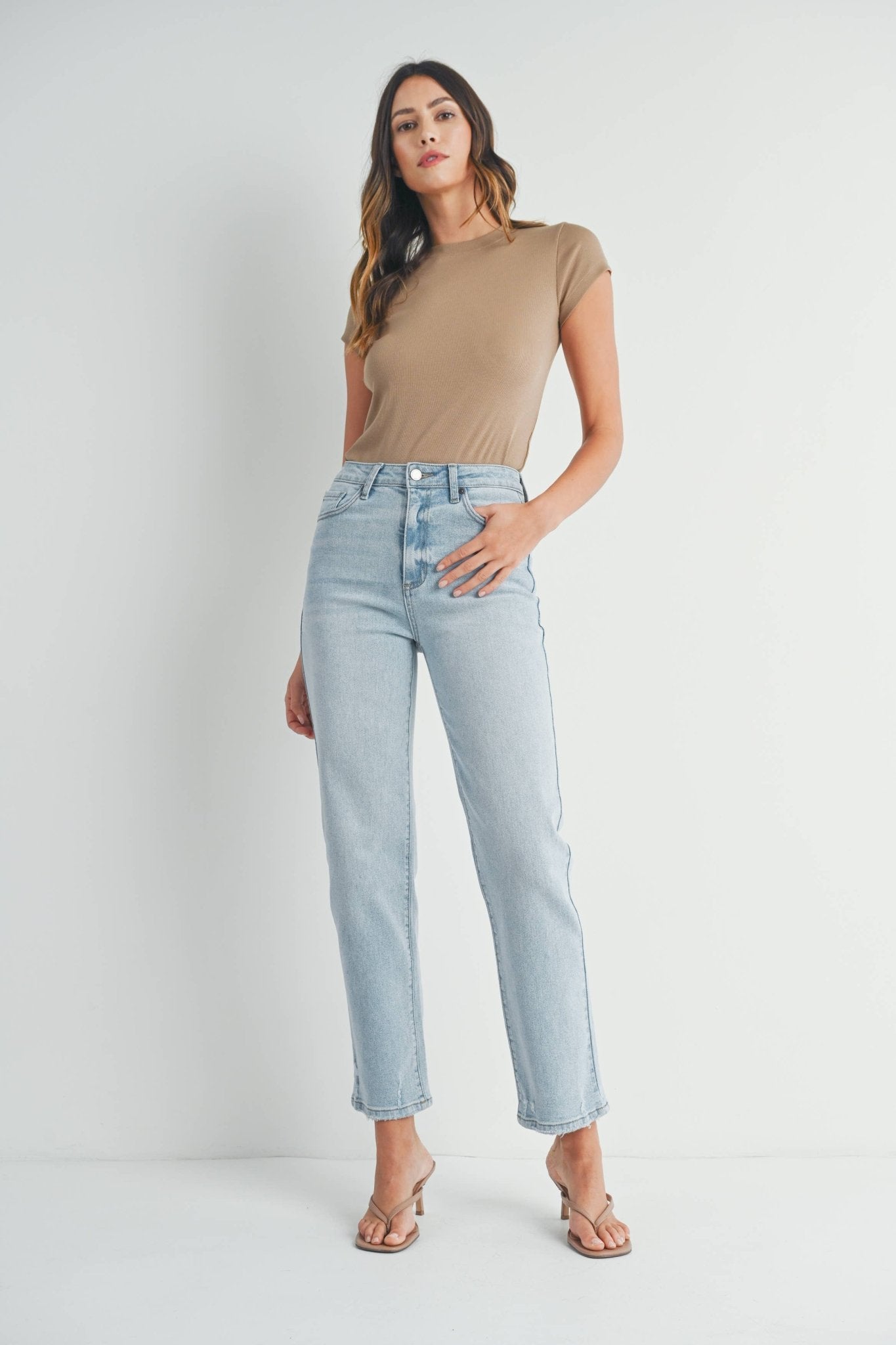 Kelci High Rise Relax Straight Leg Jeans