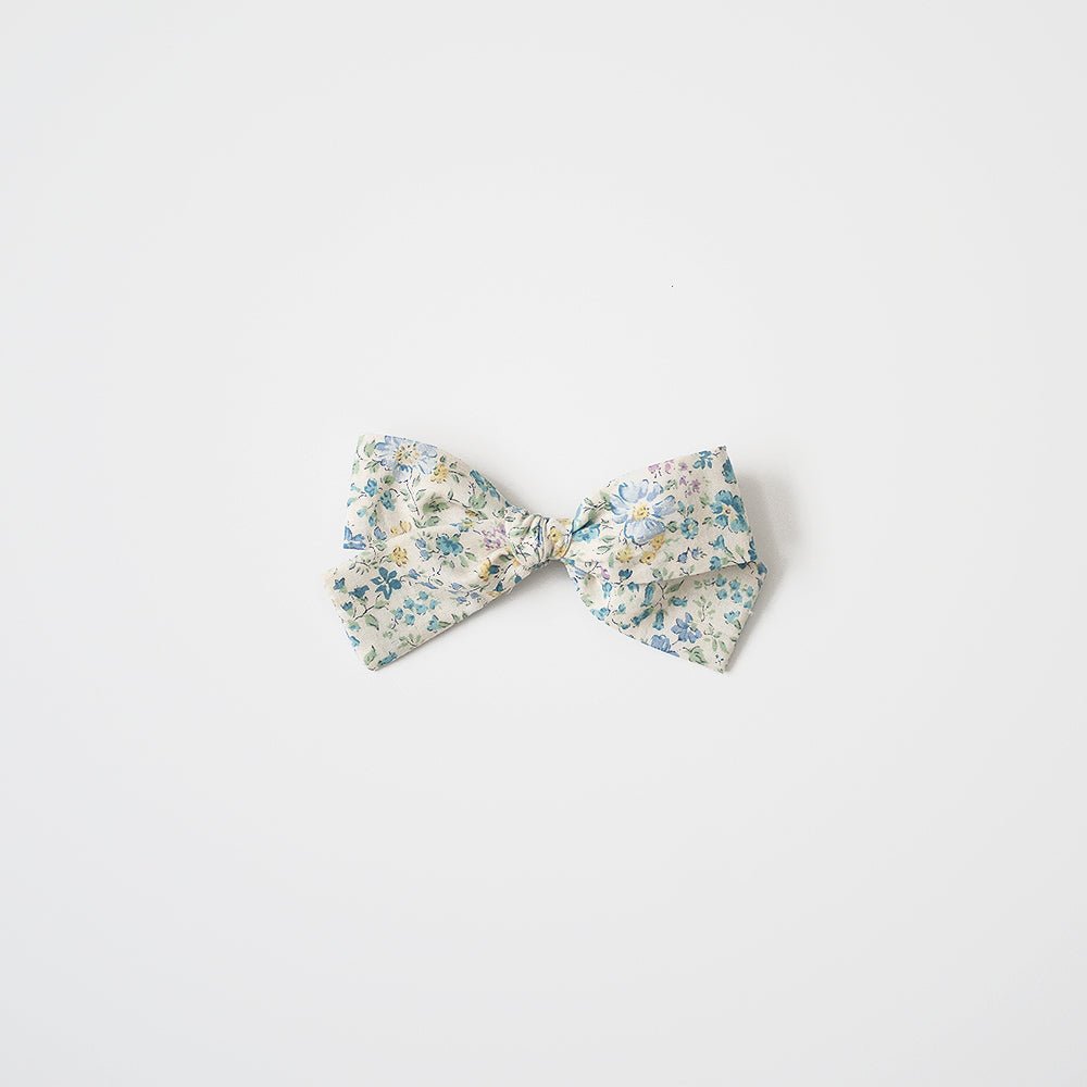 Lily | Medium Hand Tied Bow