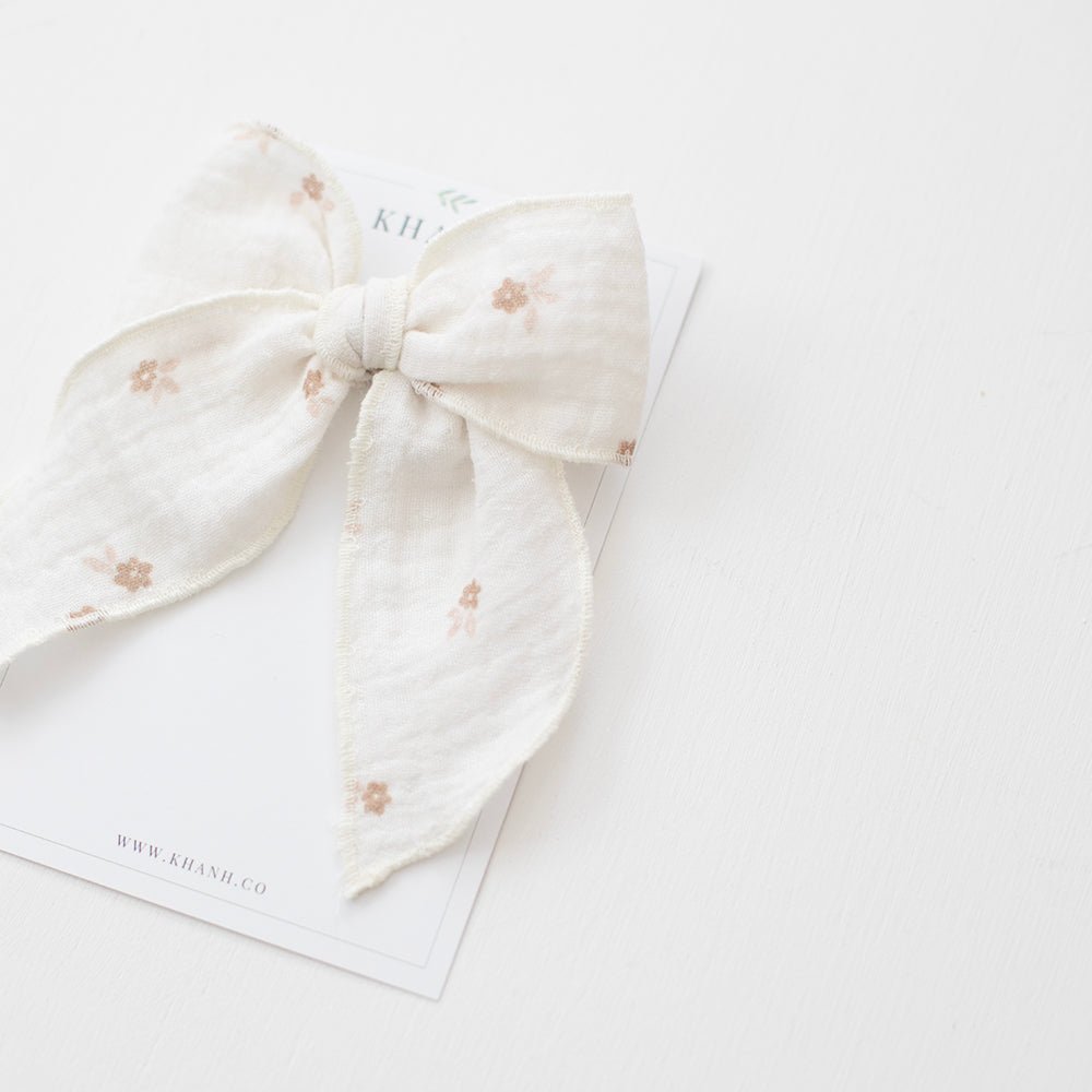 Mayflower | Oversize Whimsical Bow