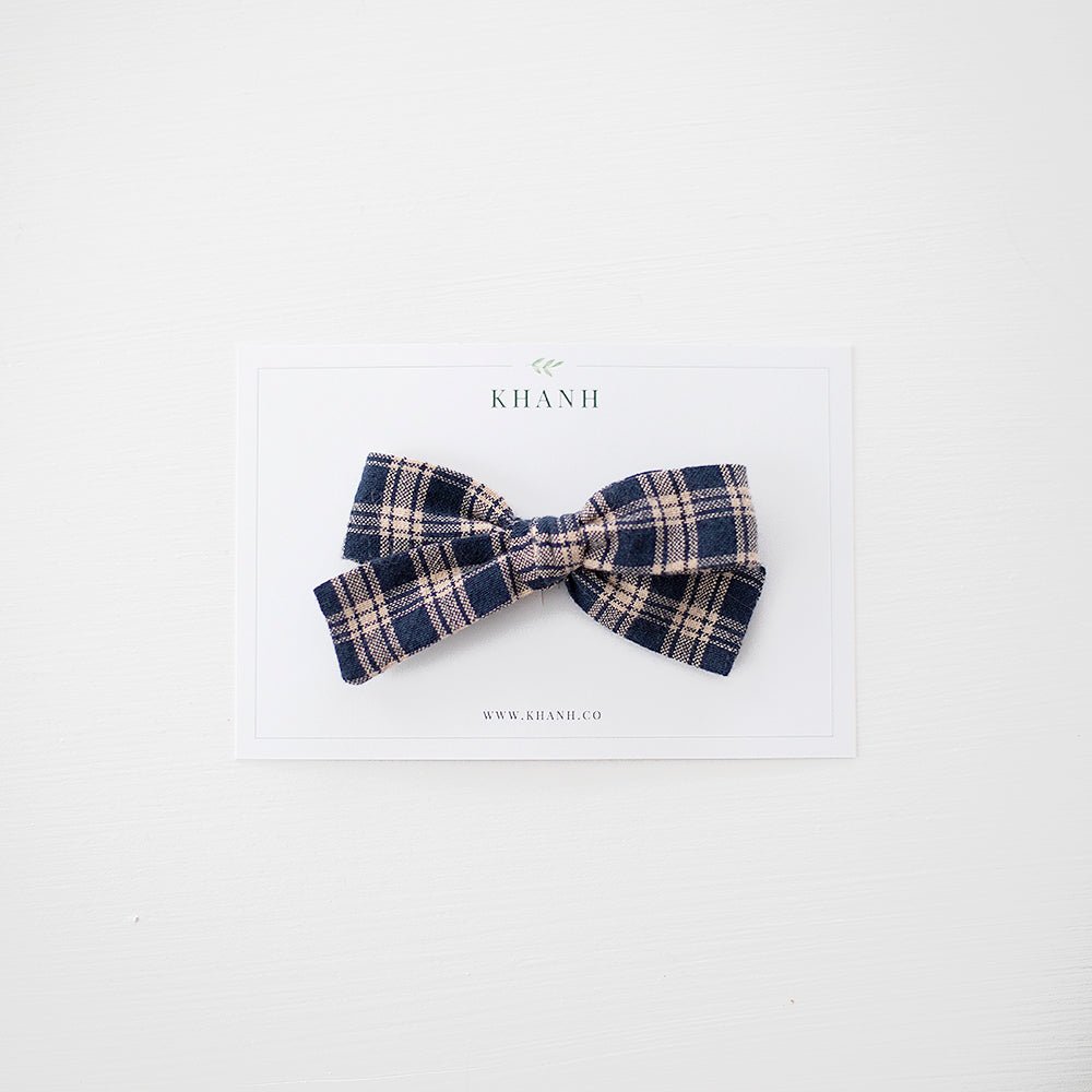Navy Plaid | Medium Hand - tied Bow