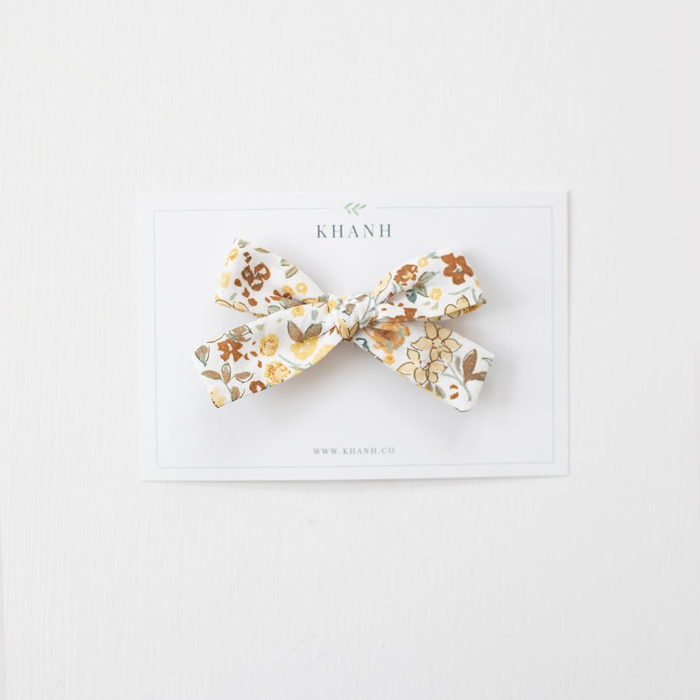 Summer Meadow | Medium Hand Tied Bow