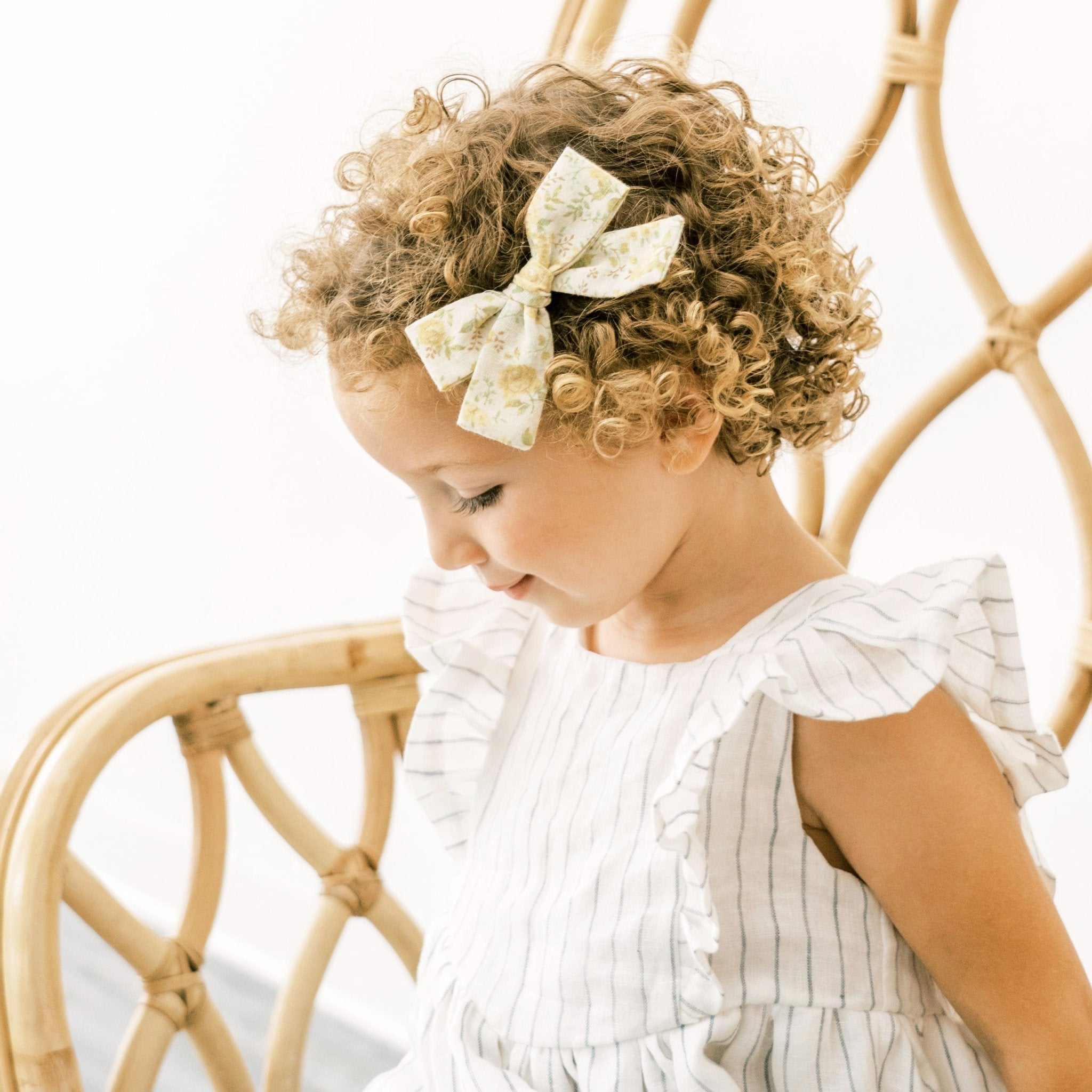 Summer | Medium Hand - tied Bow