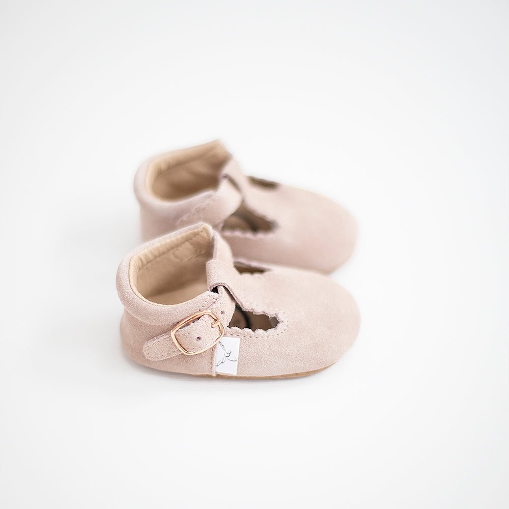 T - Bar Shoe | Tan Suede